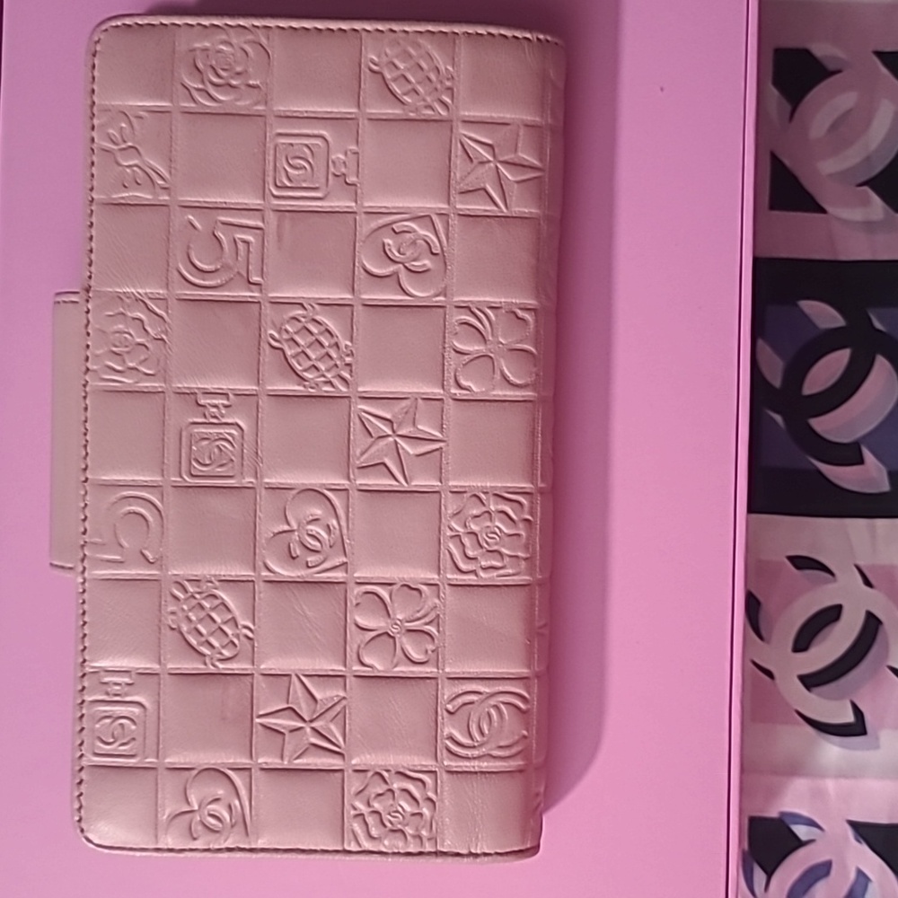 Chanel Pink Icon Line Long Kisslock Wallet - Picture 6 of 16